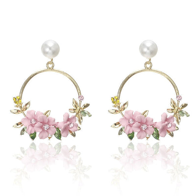 Elegant Gold Flower and Pearl Earrings