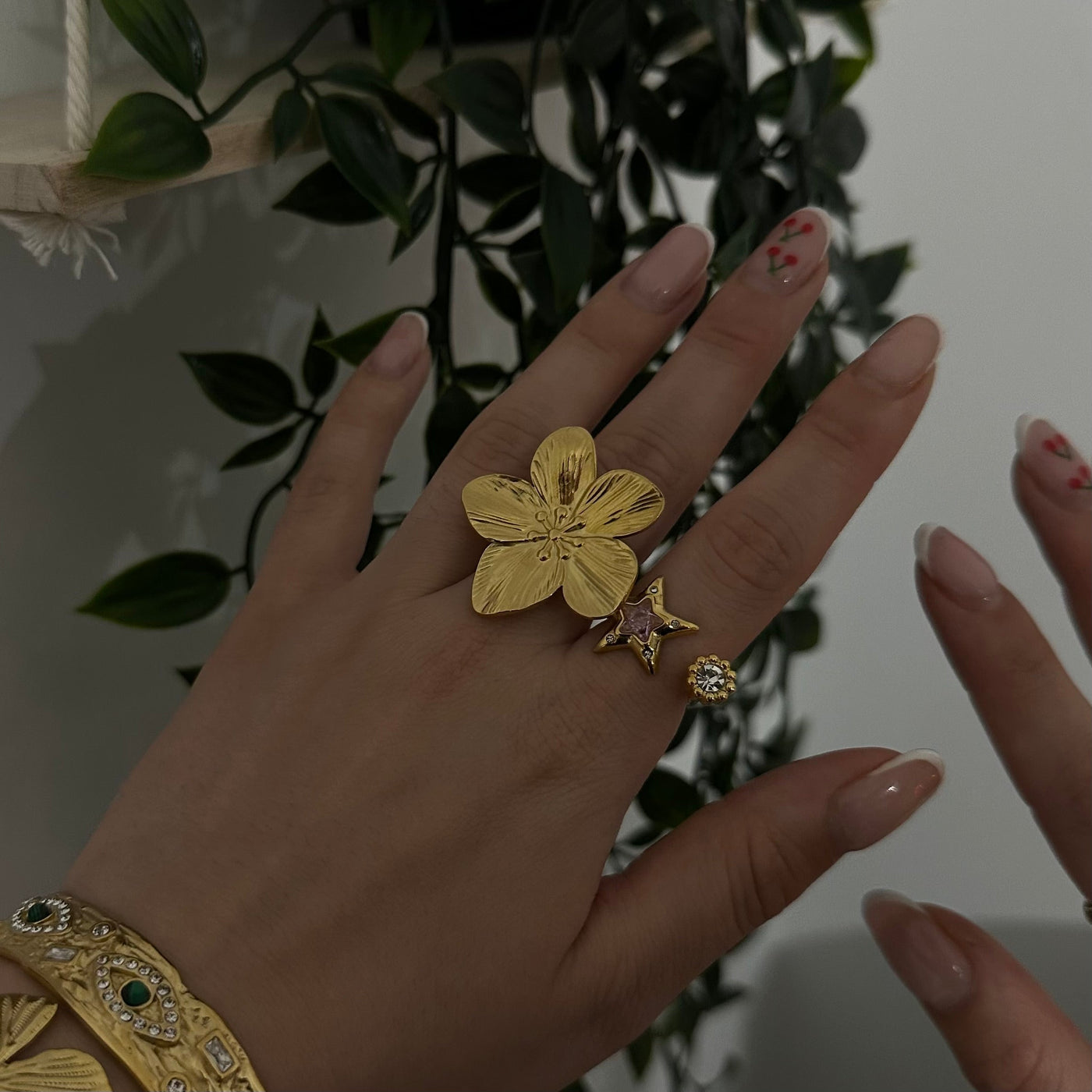 Anaya Flower Ring