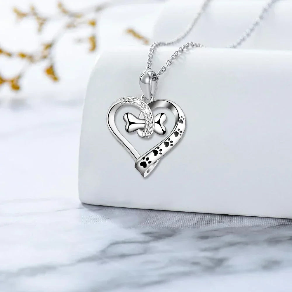 2-Piece Jewelry Set with Paw