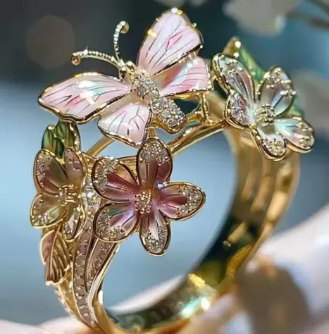 Gold Fower & Butterfly Ring