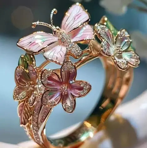 Gold Fower & Butterfly Ring