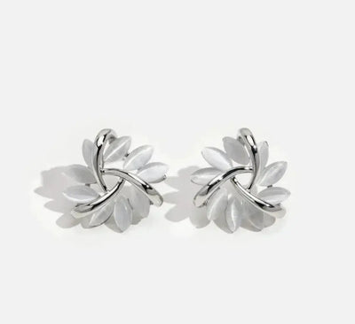 Elegant and Exquisite Opal petal Circle Stud Earrings in Gold