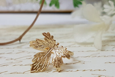 Dainty Gold Leaf Autumn Ring