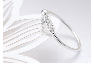 Dainty Oak Leaf Stacking Ring – Handmade Sterling Silver Jewellery