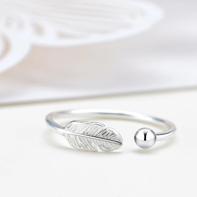 Dainty Oak Leaf Stacking Ring – Handmade Sterling Silver Jewellery